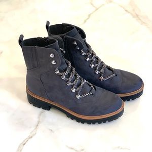 Indigo Road Combat Bootie. Sz 9.5. Gray suede.